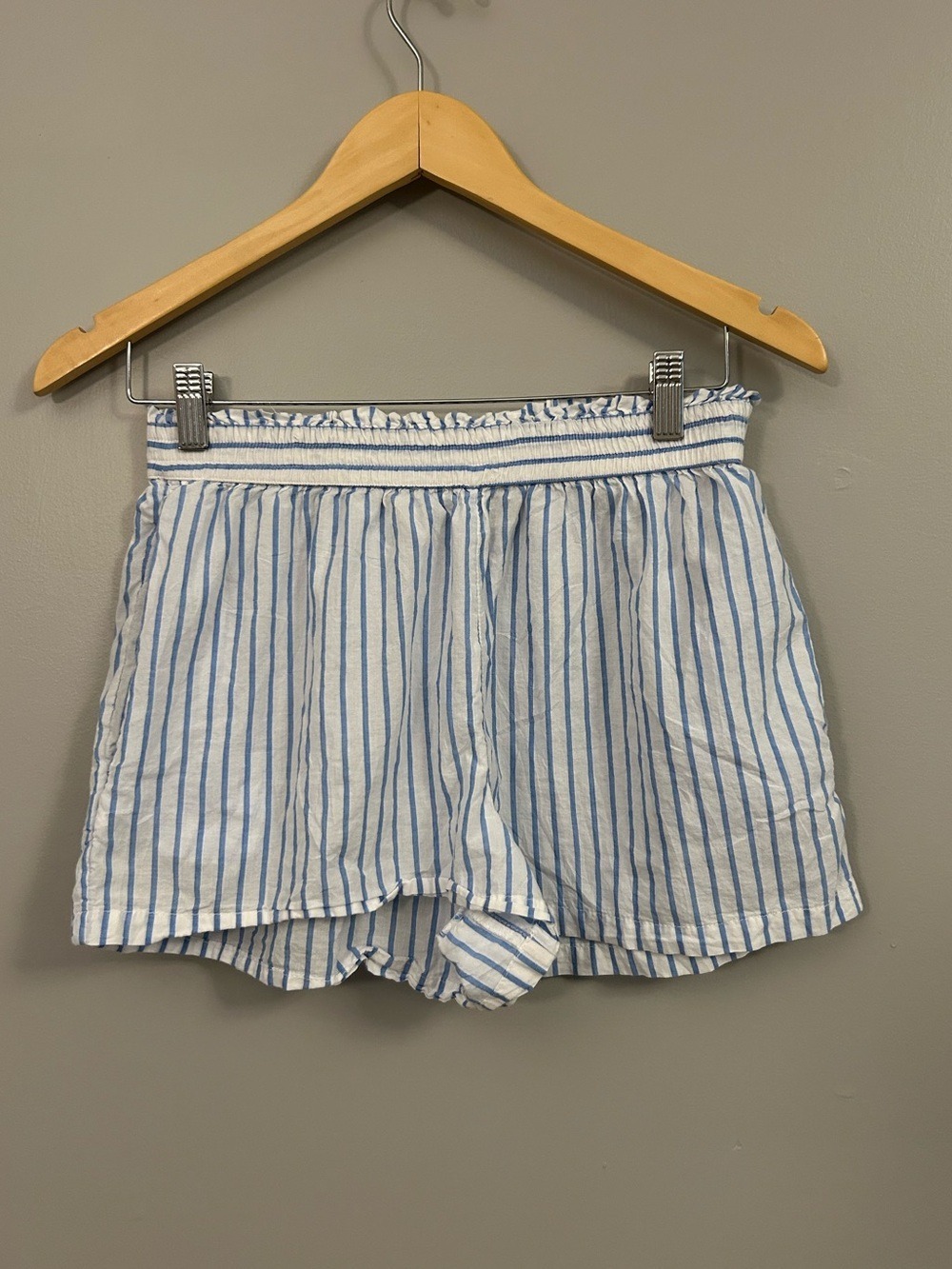 Calypso St. Barth Blue and White Striped High-Waist Relaxed Shorts Small